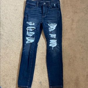 american eagle distressed jeans